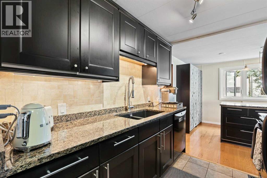 828 West Chestermere Property Photo 17