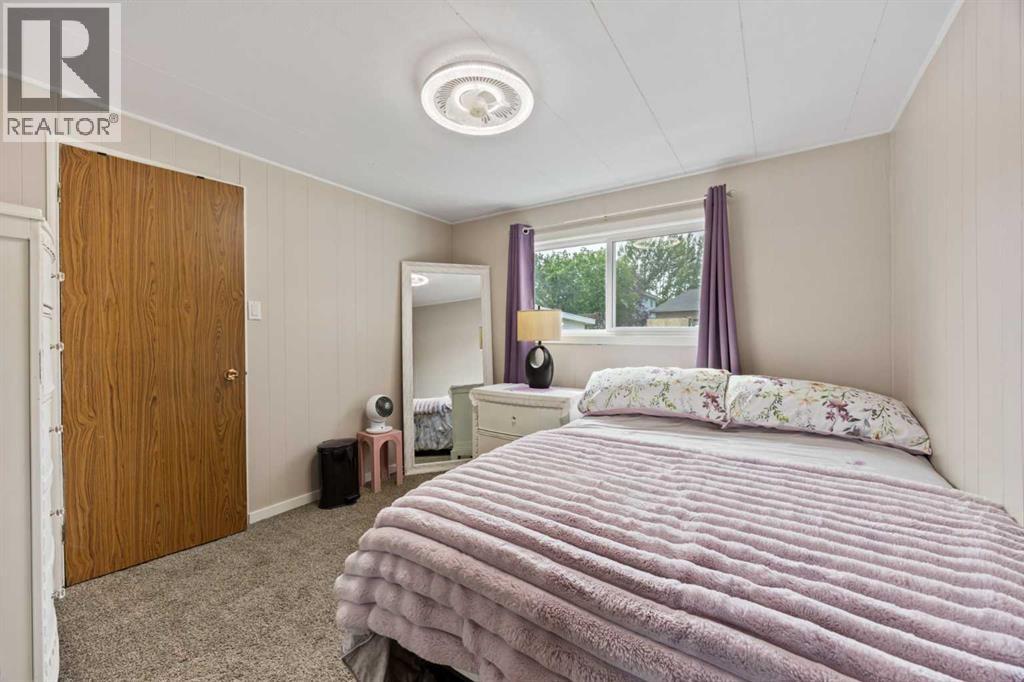 828 West Chestermere Property Photo 28