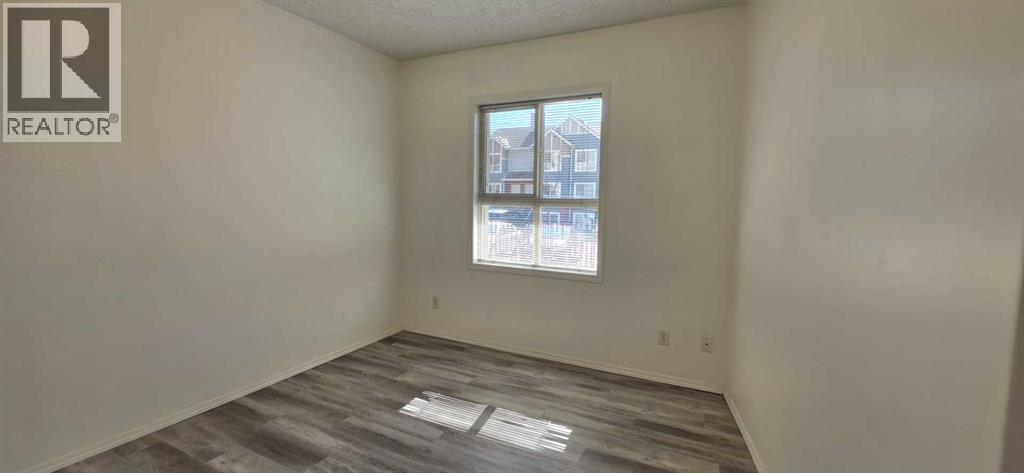 73 Erin Woods Court Southeast Property Photo 10