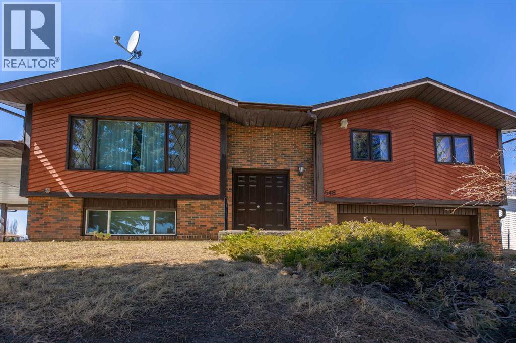 548 Mountain Street Property Photo 1