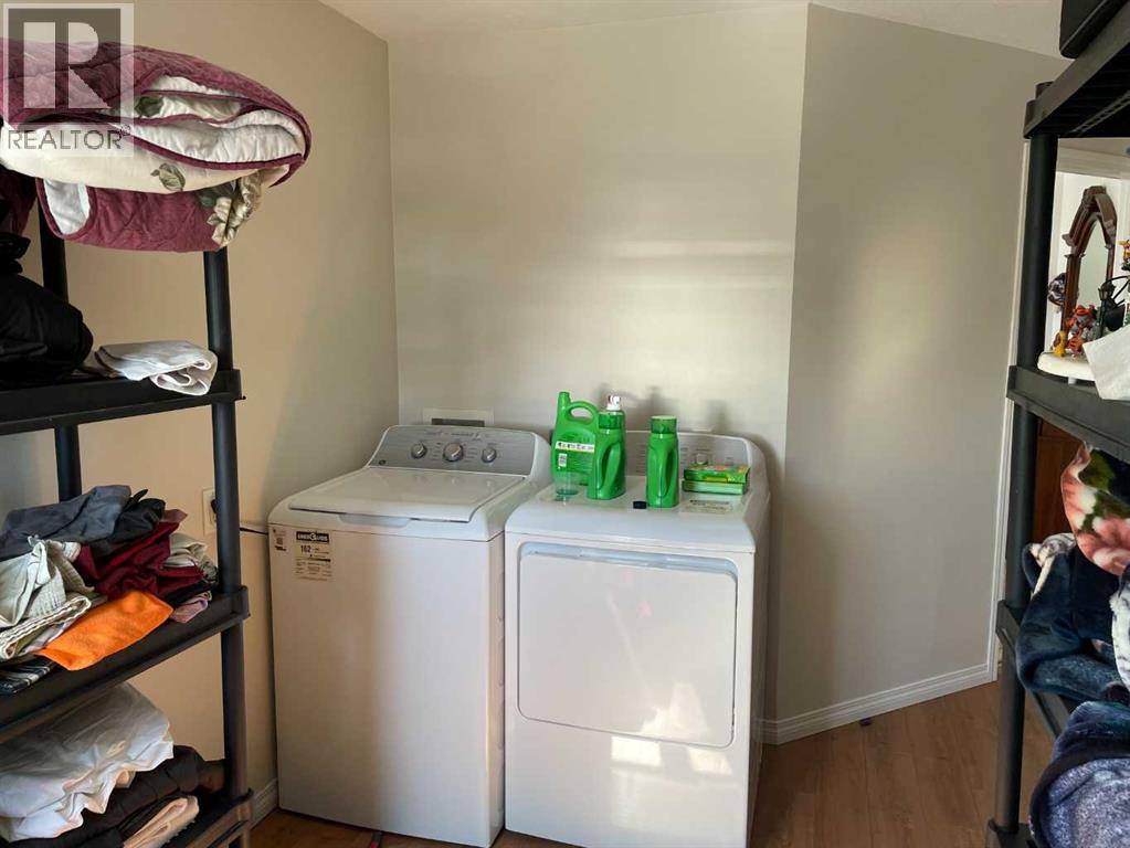 10703 108 Avenue Property Photo 10