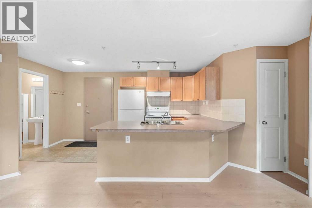 186 Kananskis Way Property Photo 3
