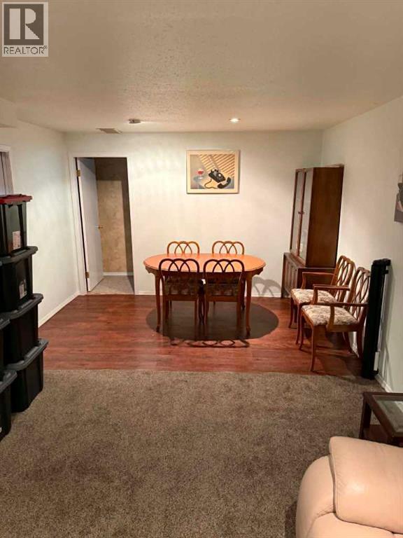 4410 43 Street Property Photo 11