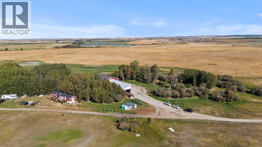 244082 817 Highway N Property Photo 1