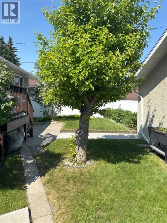 4928 40 Avenue Nw Property Photo 24