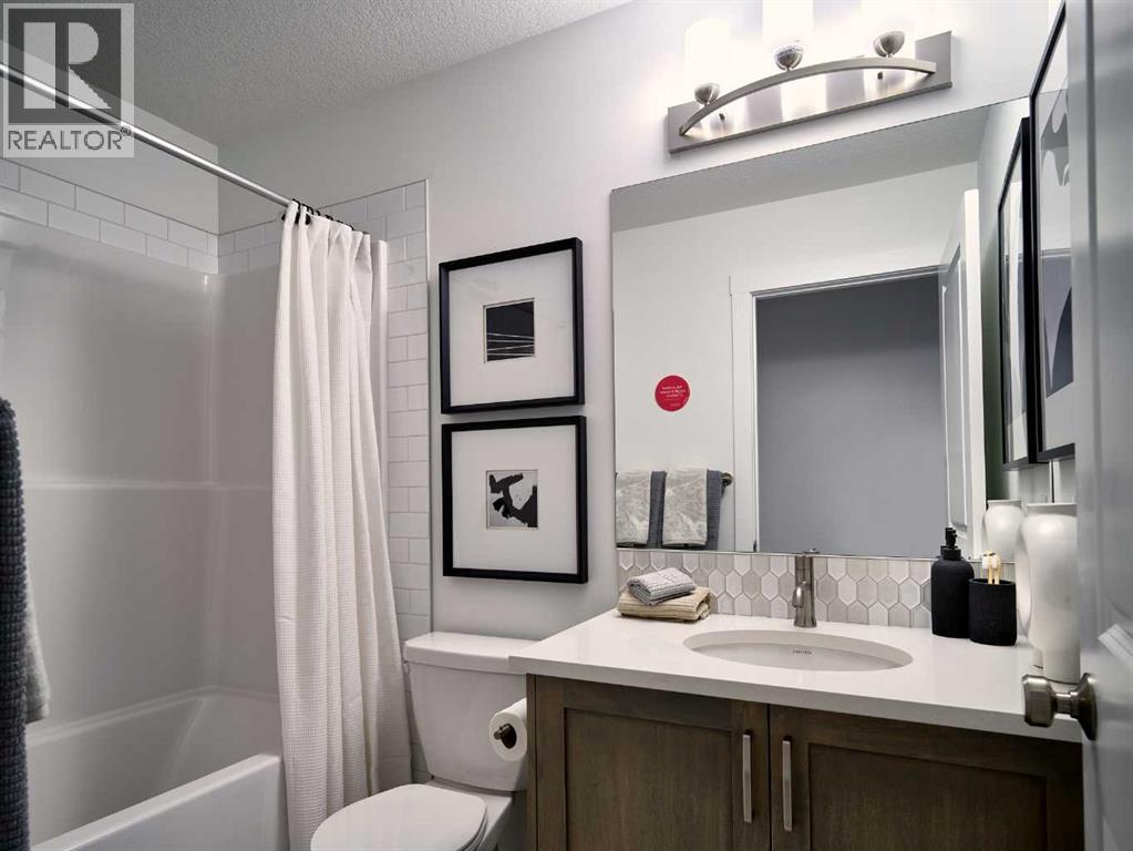 20830 Main Street Southeast Property Photo 14