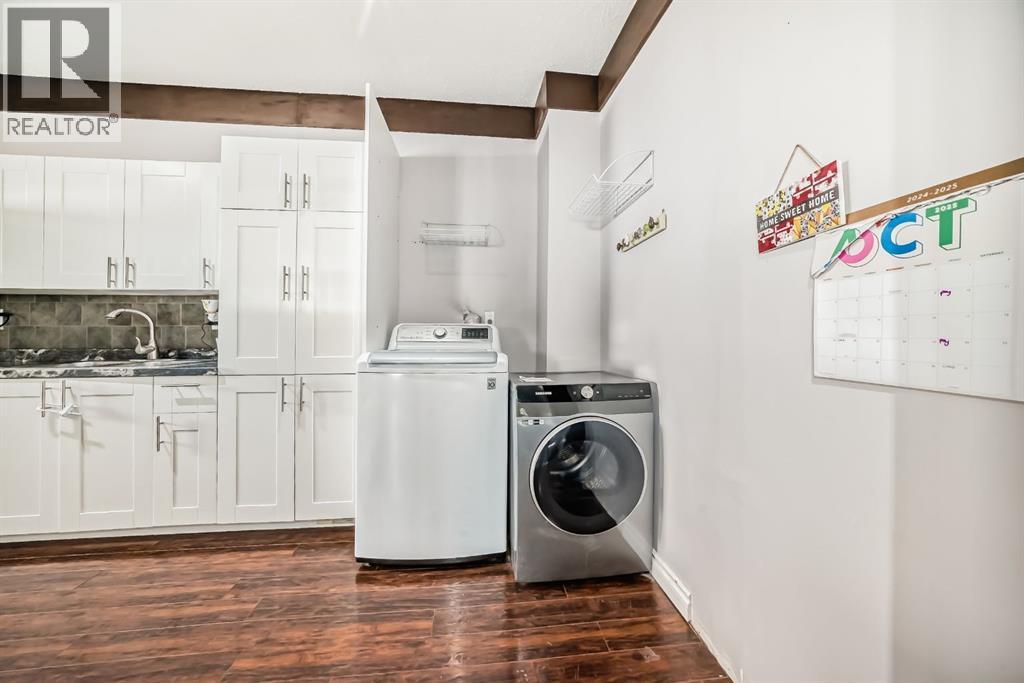 724d Raynard Crescent Se Property Photo 16