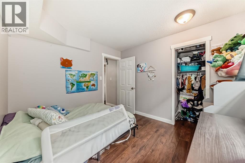 724d Raynard Crescent Se Property Photo 21