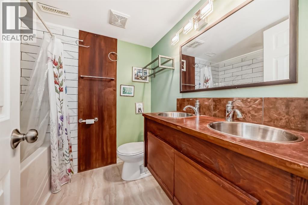 724d Raynard Crescent Se Property Photo 22