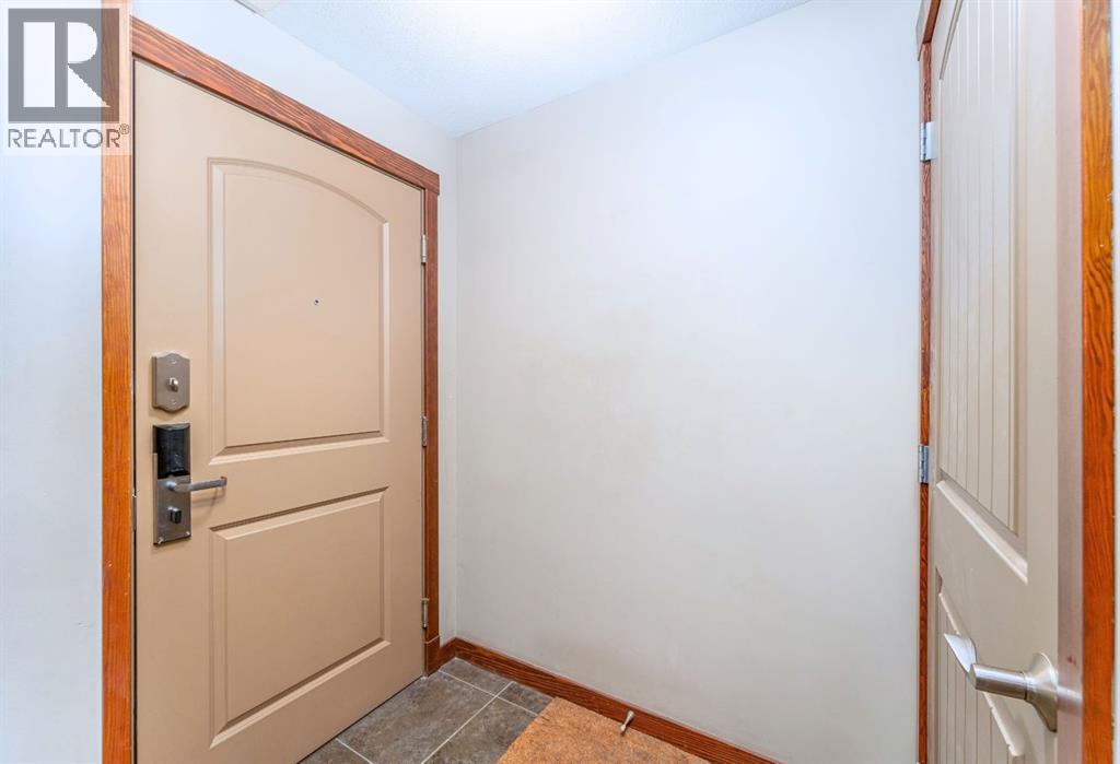 190 Kananaskis Way Property Photo 12