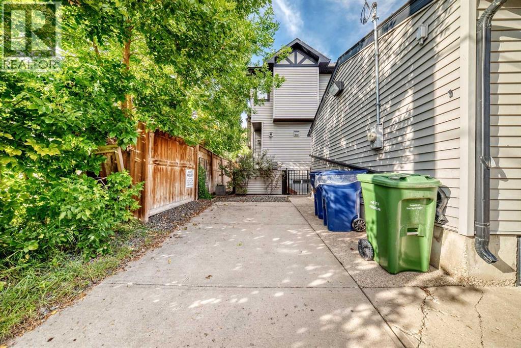 309 15 Avenue Northeast Property Photo 35