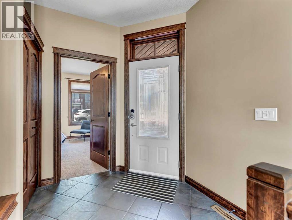 16 Palisades Mews Ne Property Photo 4