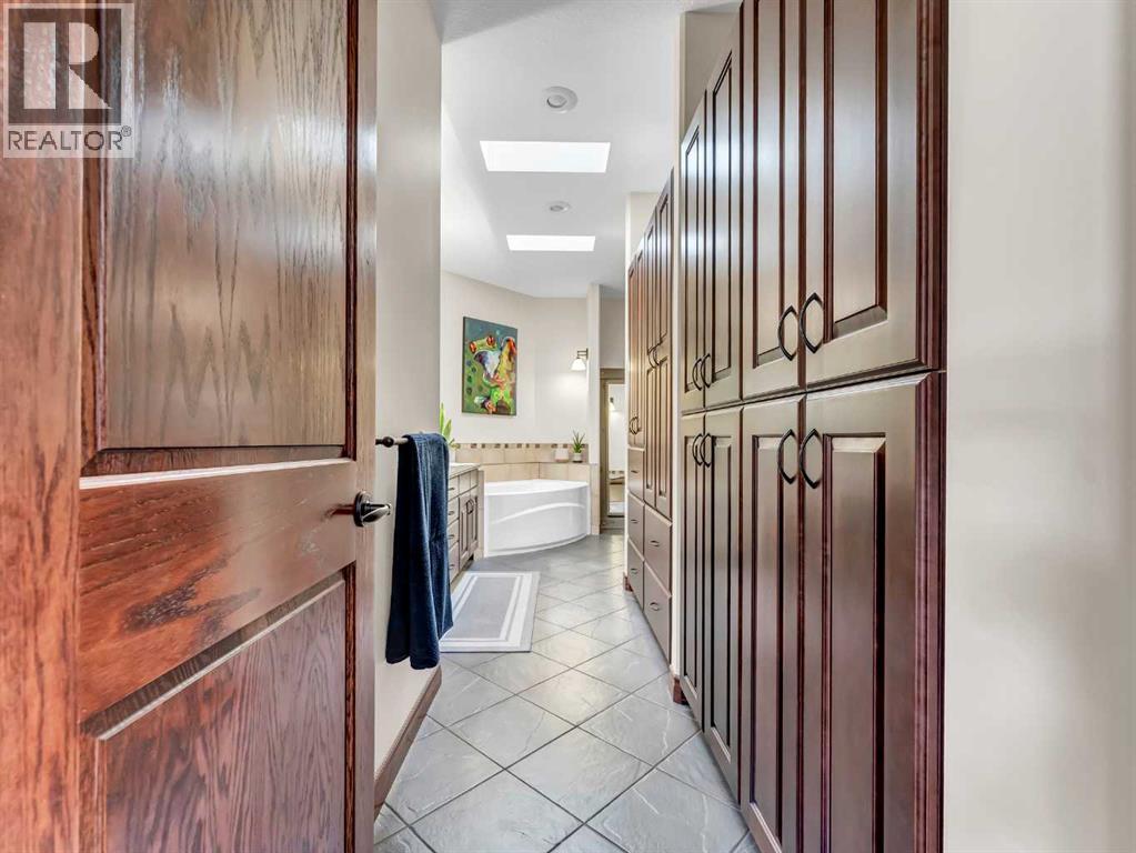 16 Palisades Mews Ne Property Photo 19