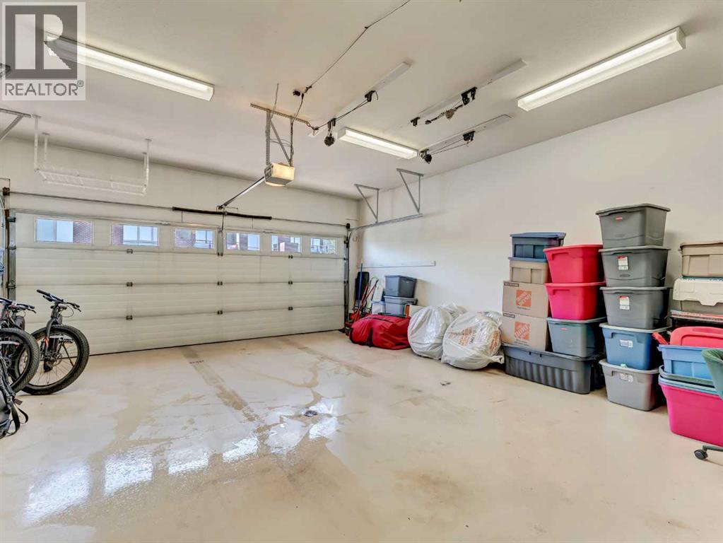 16 Palisades Mews Ne Property Photo 38