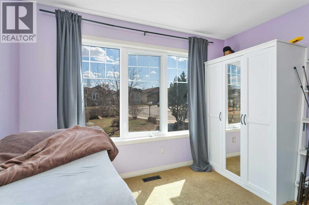 100 Wade Close Property Photo 24