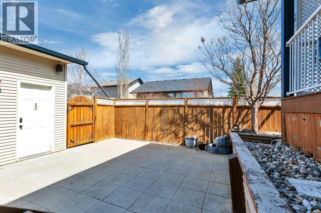 100 Wade Close Property Photo 45