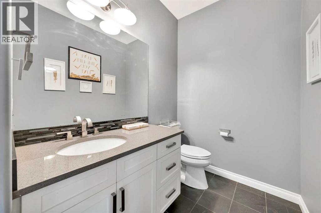 2010 56 Avenue Property Photo 13