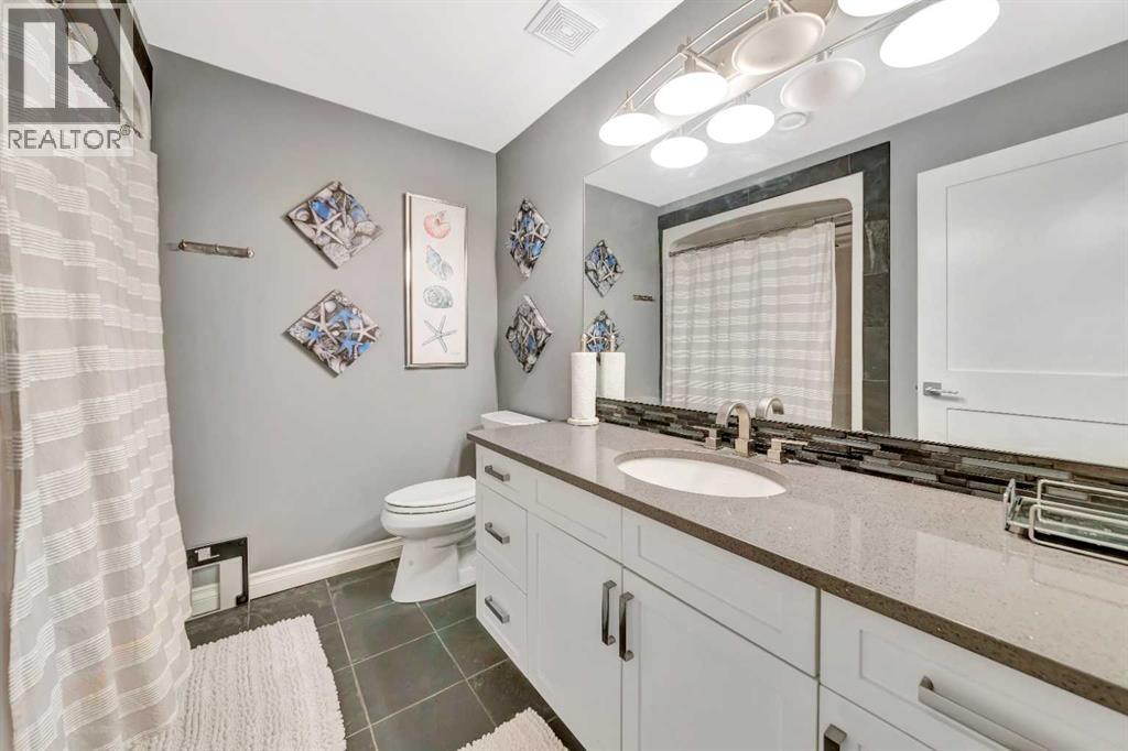 2010 56 Avenue Property Photo 34