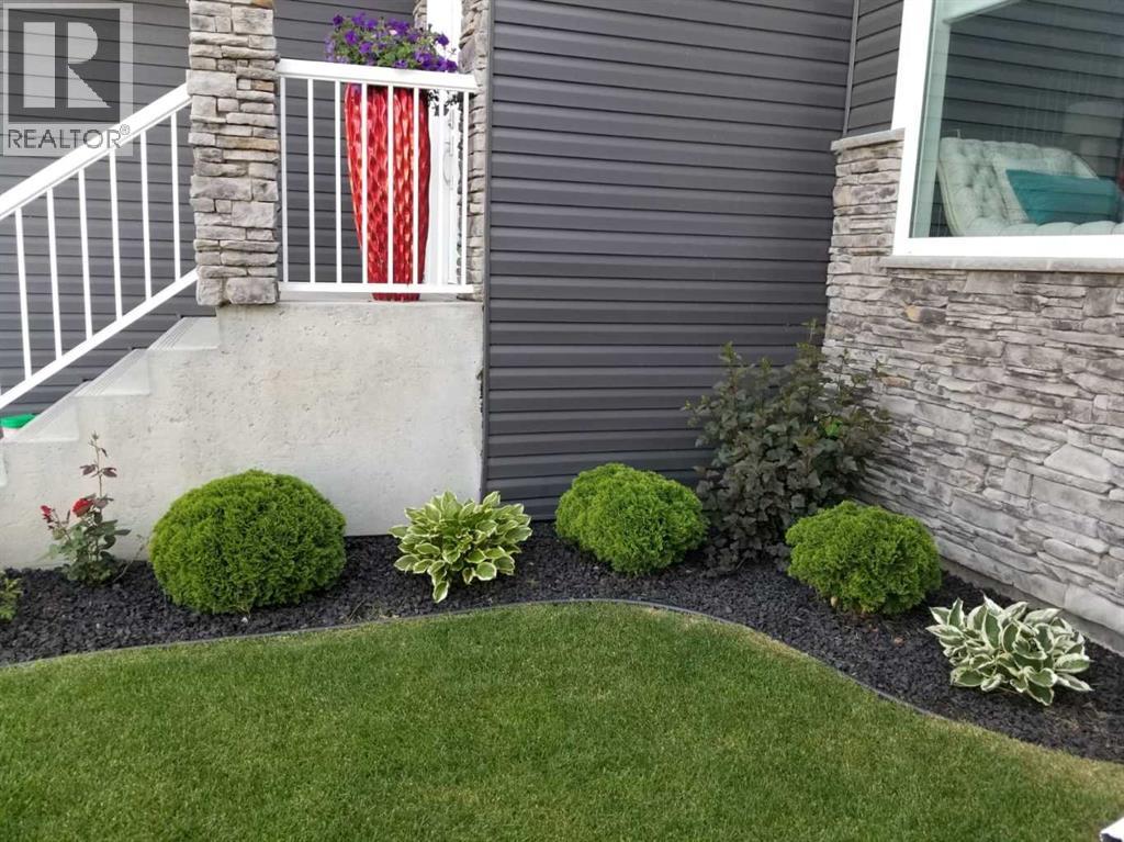2010 56 Avenue Property Photo 45