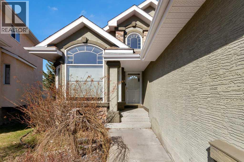 63 Mt Assiniboine Circle Se Property Photo 2