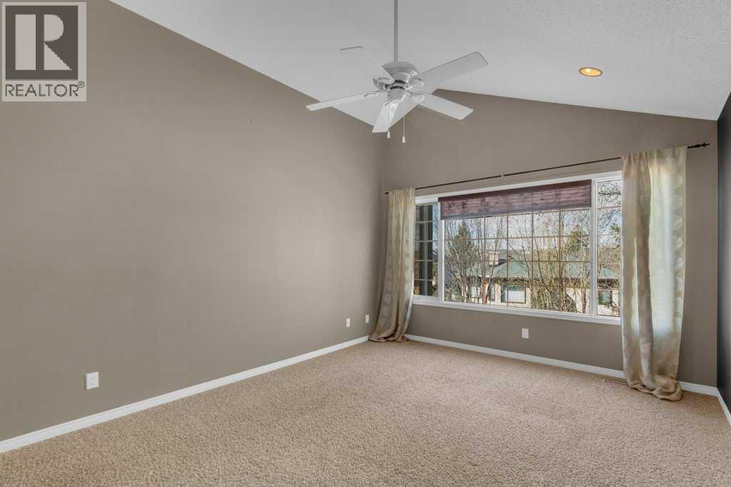 63 Mt Assiniboine Circle Se Property Photo 15