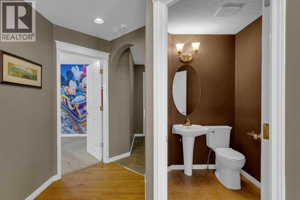63 Mt Assiniboine Circle Se Property Photo 21