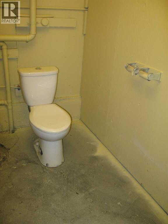 143078 15 Avenue W Property Photo 26