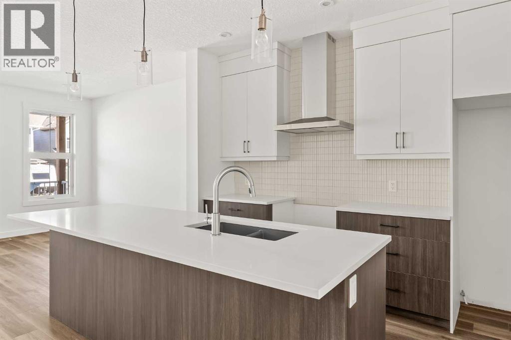 1133 Chinook Gate Bay Sw Property Photo 17