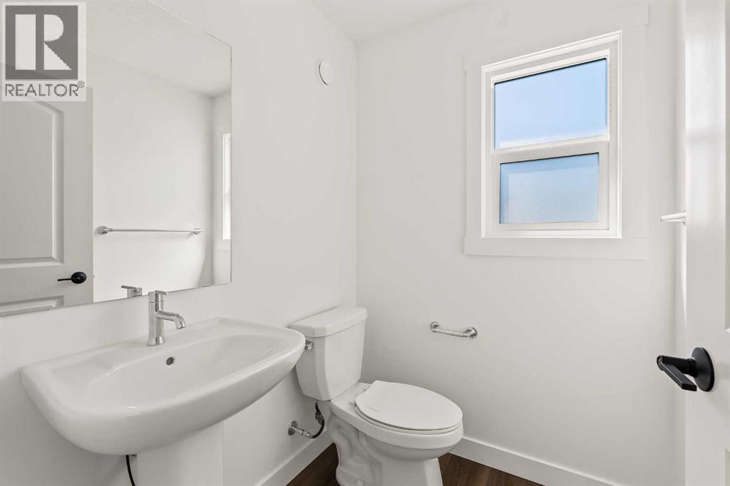 1133 Chinook Gate Bay Sw Property Photo 22