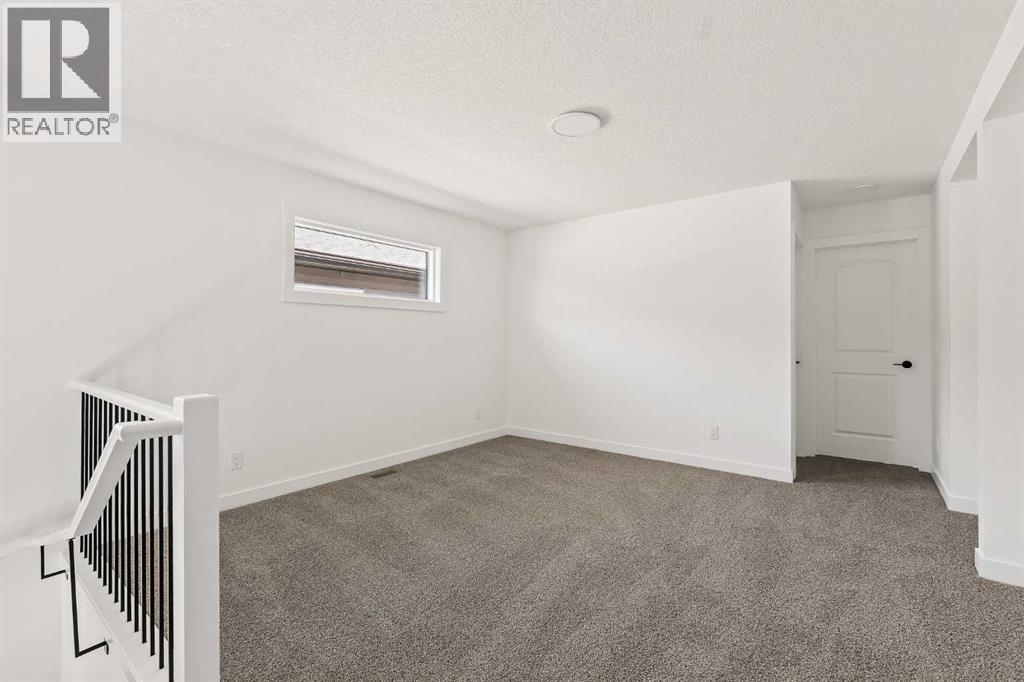 1133 Chinook Gate Bay Sw Property Photo 28