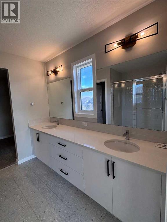 475 Baywater Green Sw Property Photo 22