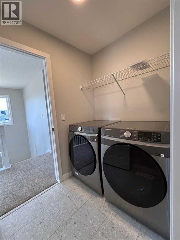 475 Baywater Green Sw Property Photo 25