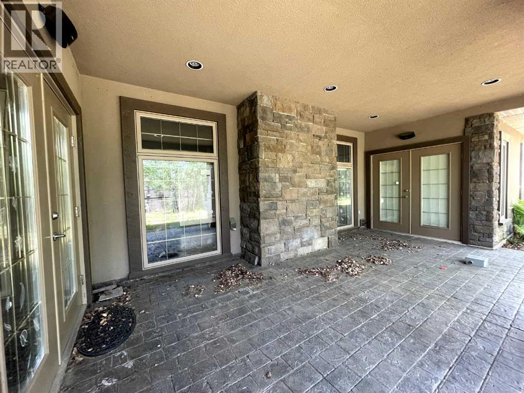 5 Caribou Close Property Photo 3