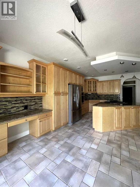 5 Caribou Close Property Photo 10