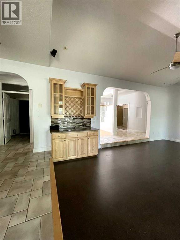 5 Caribou Close Property Photo 11