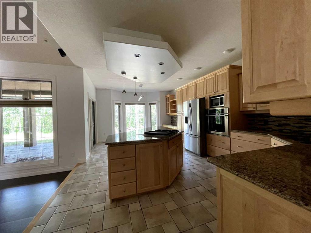 5 Caribou Close Property Photo 13