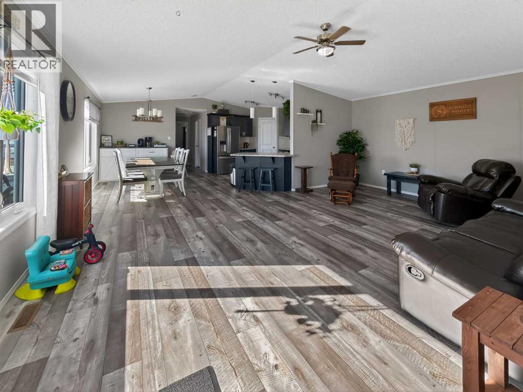 Blumenort Road Property Photo 2