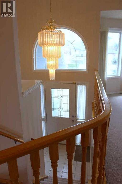 71 Park Place W Property Photo 6
