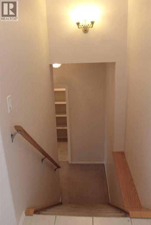 71 Park Place W Property Photo 25