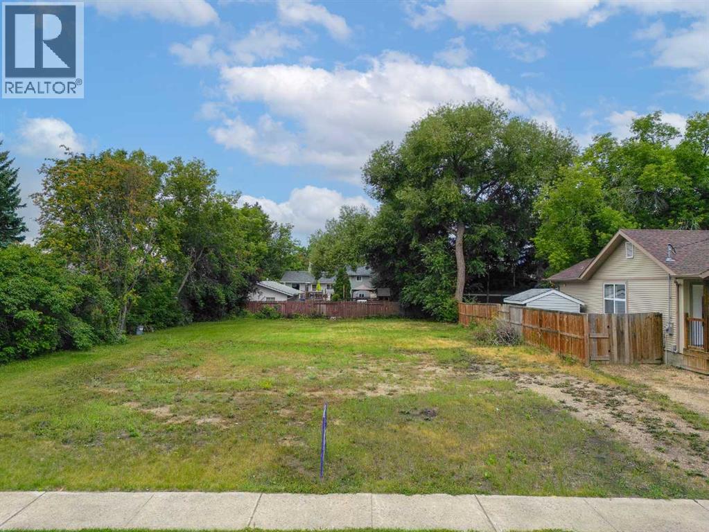 3512 43 Avenue Property Photo 9