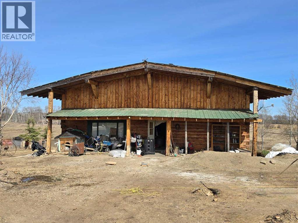 245012 Highway 737 Property Photo 4