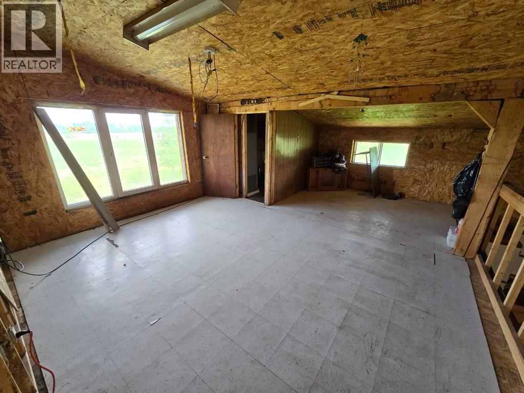 245012 Highway 737 Property Photo 10