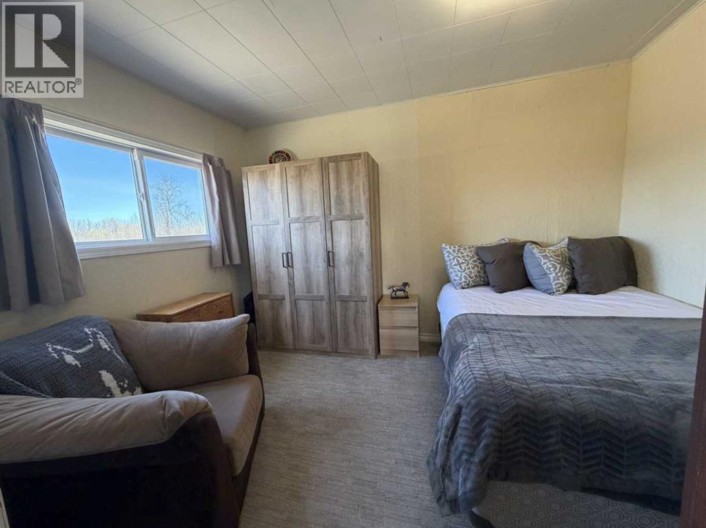 10014b 2 Highway Property Photo 4