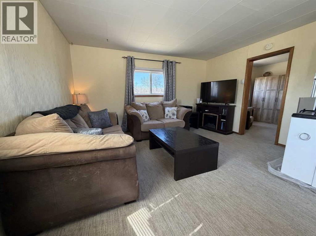 10014b 2 Highway Property Photo 6
