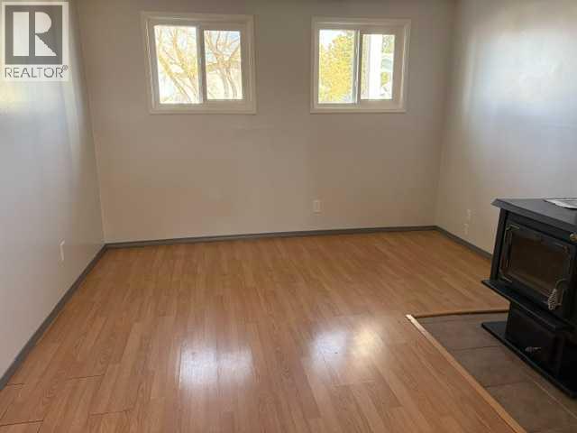 4418 54 Avenue Property Photo 27