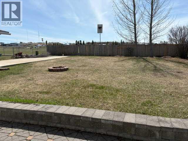 4418 54 Avenue Property Photo 41