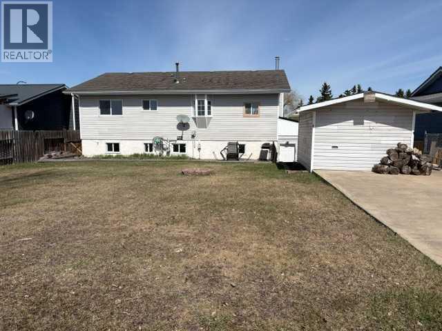 4418 54 Avenue Property Photo 43