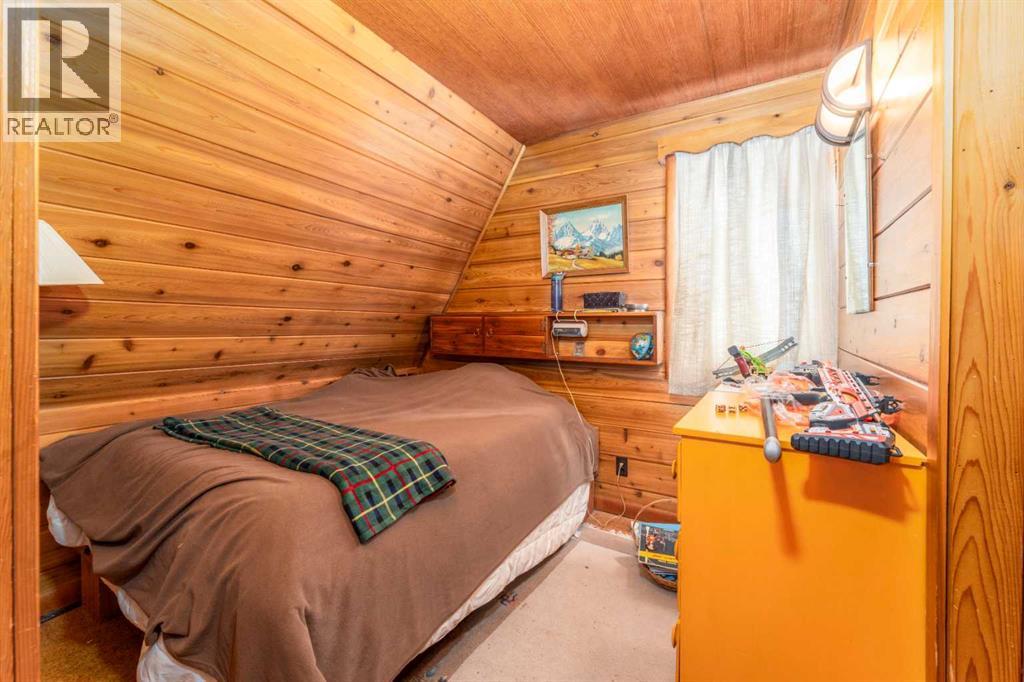 77 Grotto Road Property Photo 17