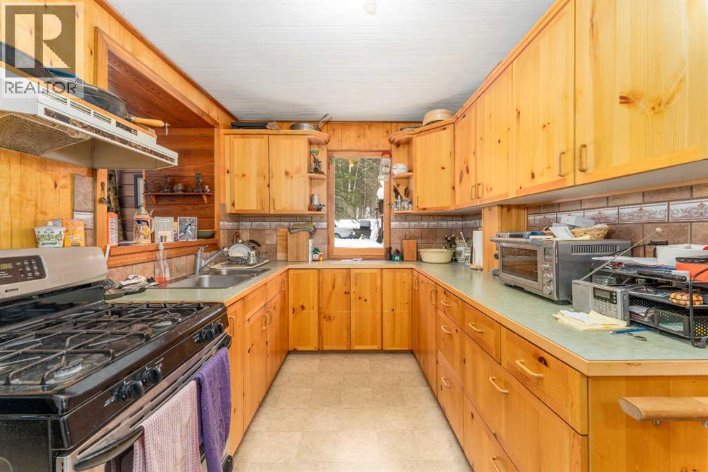 77 Grotto Road Property Photo 19