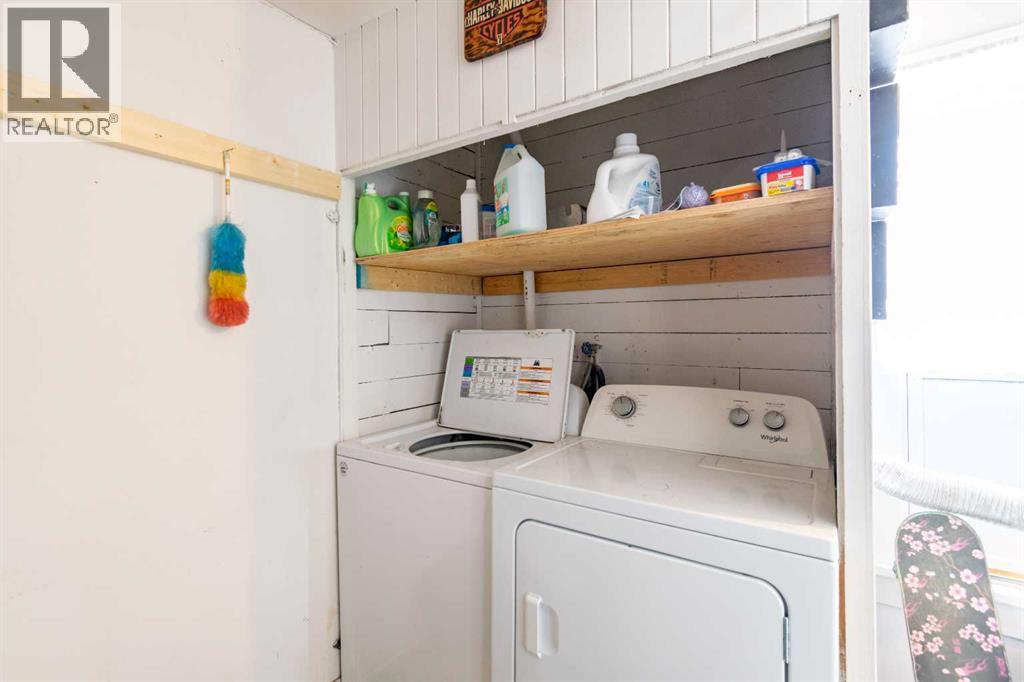 5007 50 Avenue Property Photo 21